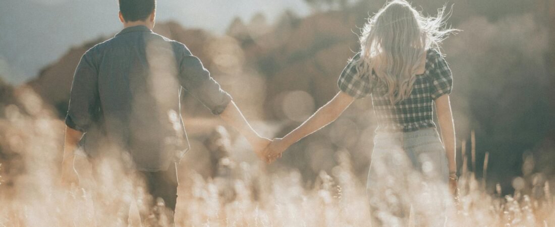 8 Ways to Build Healthy Relationships Without Losing Yourself